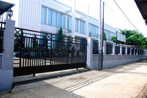 BLKLN TRIAS PAGAR DEPAN 1